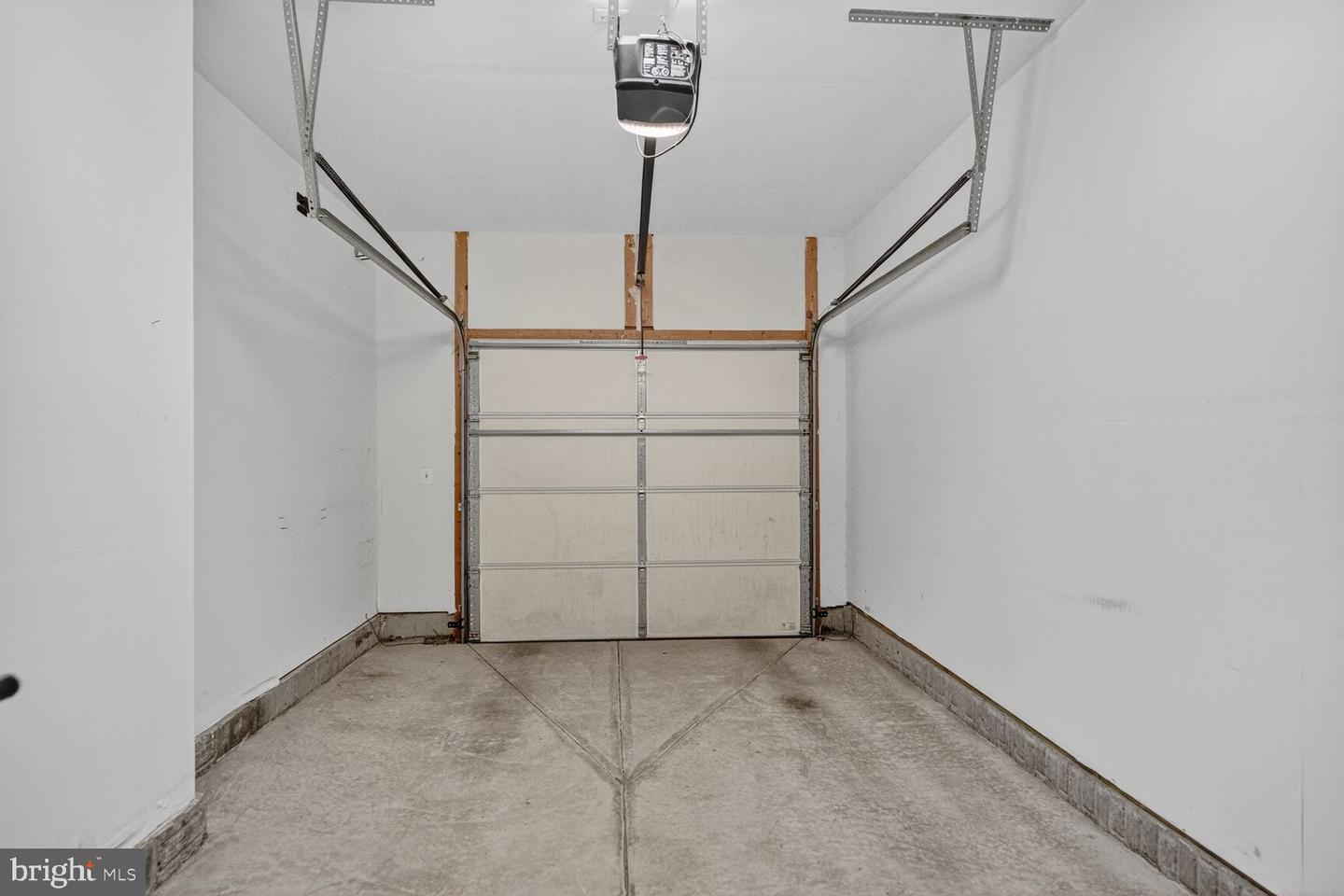 2348 BROOKMOOR LN, WOODBRIDGE, Virginia 22191, 3 Bedrooms Bedrooms, ,2 BathroomsBathrooms,Residential,For sale,2348 BROOKMOOR LN,VAPW2100700 MLS # VAPW2100700