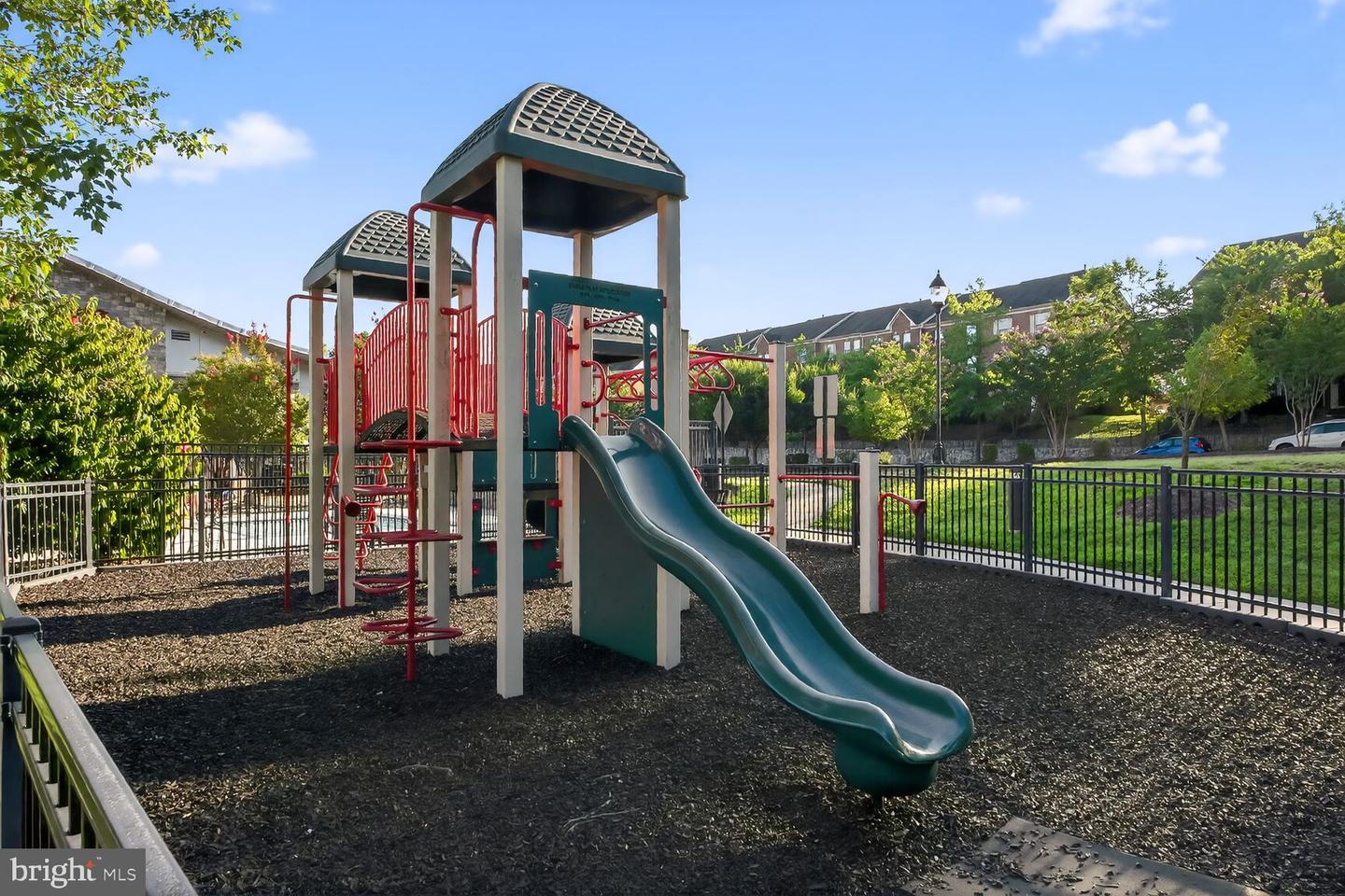2348 BROOKMOOR LN, WOODBRIDGE, Virginia 22191, 3 Bedrooms Bedrooms, ,2 BathroomsBathrooms,Residential,For sale,2348 BROOKMOOR LN,VAPW2100700 MLS # VAPW2100700