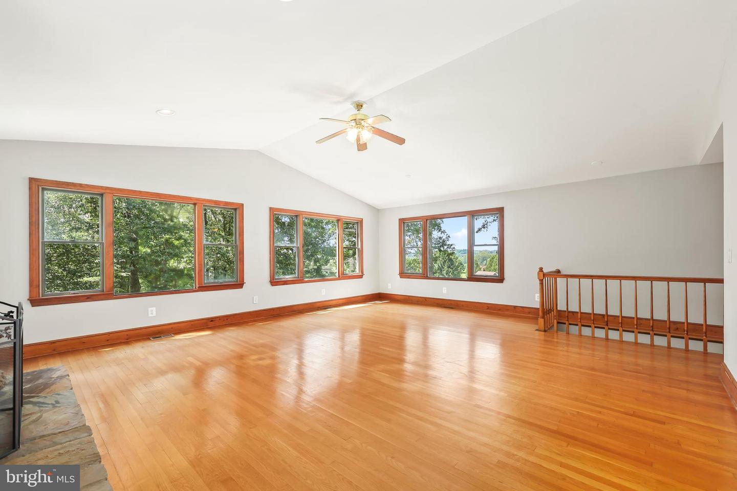 7333 FOX CALL LN, WARRENTON, Virginia 20186, 5 Bedrooms Bedrooms, ,3 BathroomsBathrooms,Residential,For sale,7333 FOX CALL LN,VAFQ2017810 MLS # VAFQ2017810