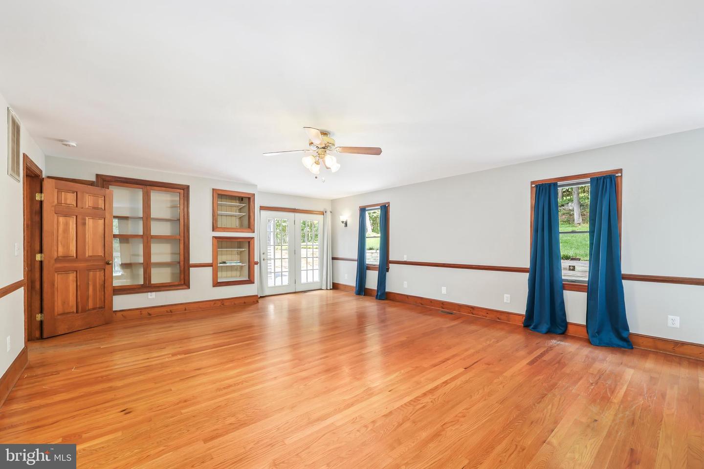 7333 FOX CALL LN, WARRENTON, Virginia 20186, 5 Bedrooms Bedrooms, ,3 BathroomsBathrooms,Residential,For sale,7333 FOX CALL LN,VAFQ2017810 MLS # VAFQ2017810