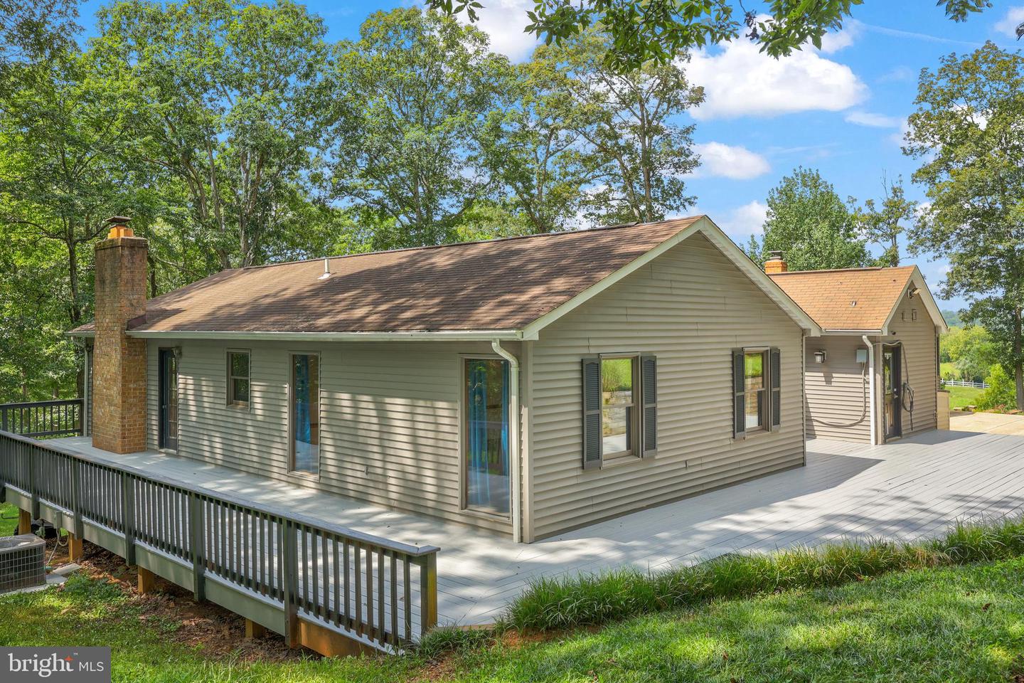 7333 FOX CALL LN, WARRENTON, Virginia 20186, 5 Bedrooms Bedrooms, ,3 BathroomsBathrooms,Residential,For sale,7333 FOX CALL LN,VAFQ2017810 MLS # VAFQ2017810