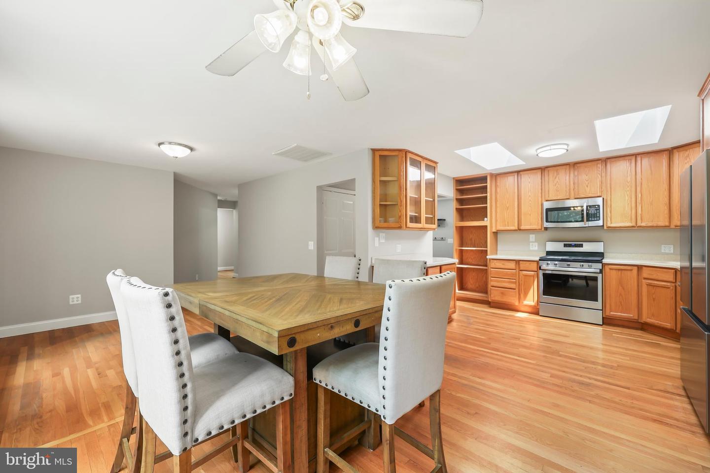7333 FOX CALL LN, WARRENTON, Virginia 20186, 5 Bedrooms Bedrooms, ,3 BathroomsBathrooms,Residential,For sale,7333 FOX CALL LN,VAFQ2017810 MLS # VAFQ2017810