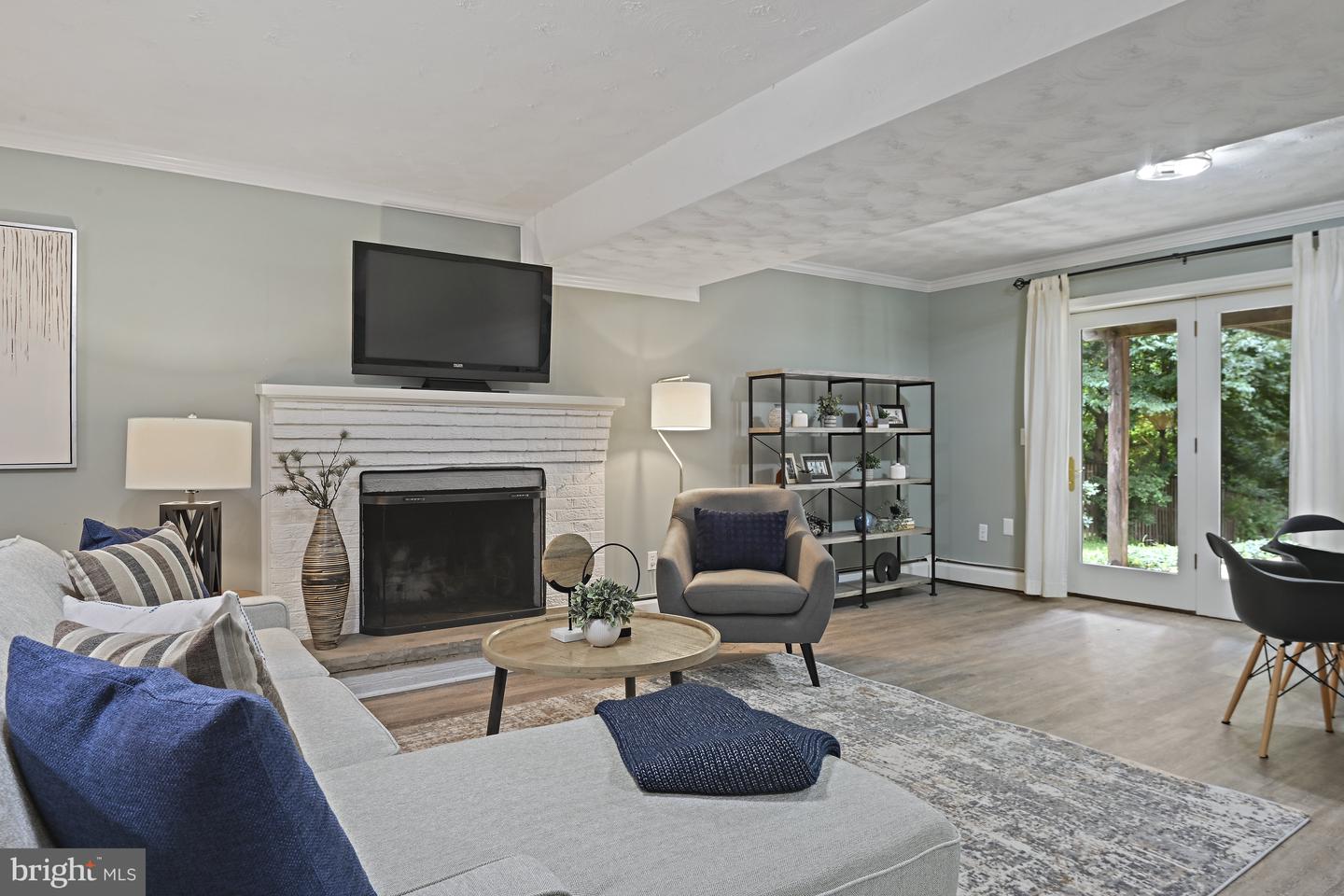 8007 LEWINSVILLE RD, MCLEAN, Virginia 22102, 4 Bedrooms Bedrooms, ,3 BathroomsBathrooms,Residential,For sale,8007 LEWINSVILLE RD,VAFX2259402 MLS # VAFX2259402