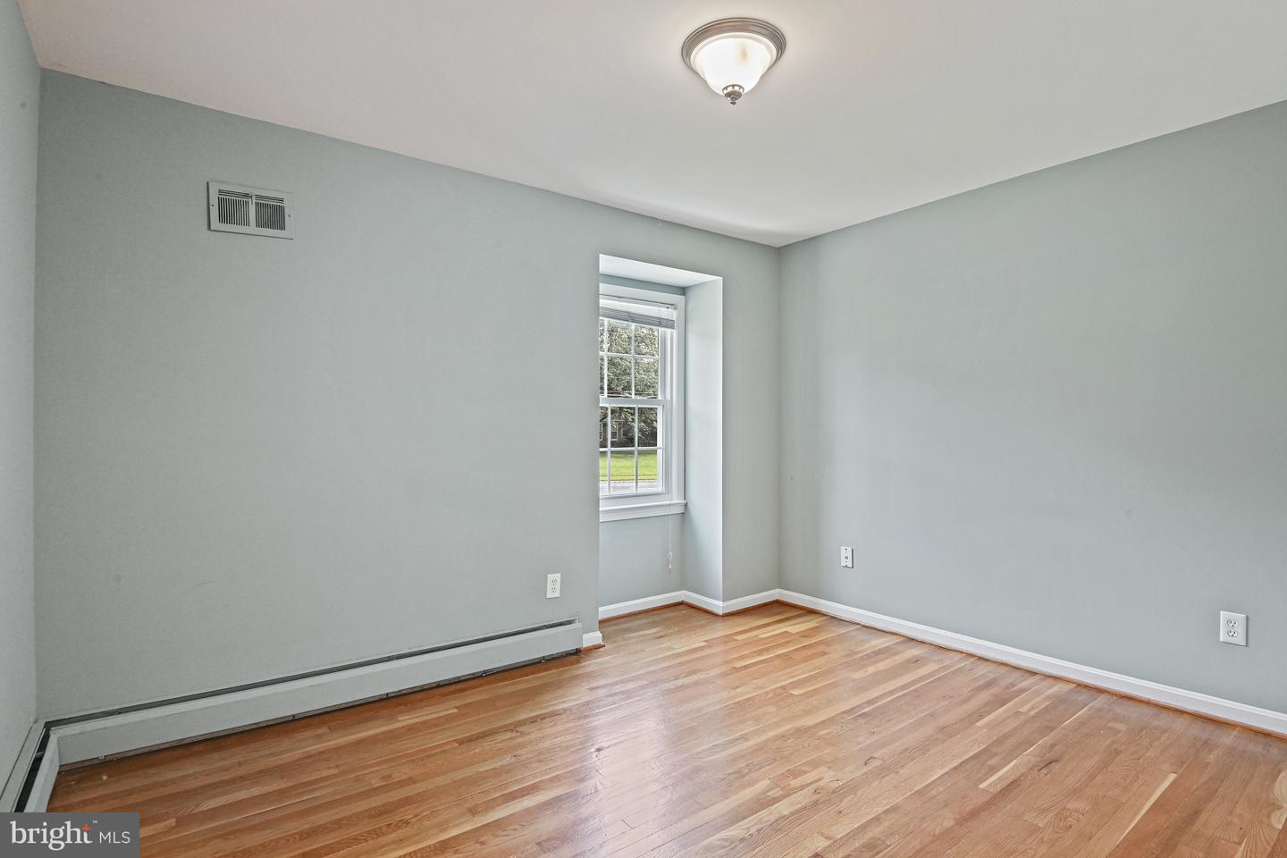 8007 LEWINSVILLE RD, MCLEAN, Virginia 22102, 4 Bedrooms Bedrooms, ,3 BathroomsBathrooms,Residential,For sale,8007 LEWINSVILLE RD,VAFX2259402 MLS # VAFX2259402