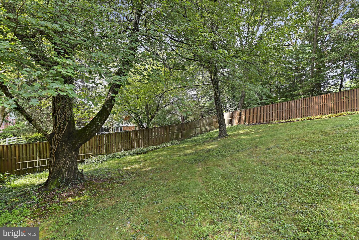 8007 LEWINSVILLE RD, MCLEAN, Virginia 22102, 4 Bedrooms Bedrooms, ,3 BathroomsBathrooms,Residential,For sale,8007 LEWINSVILLE RD,VAFX2259402 MLS # VAFX2259402