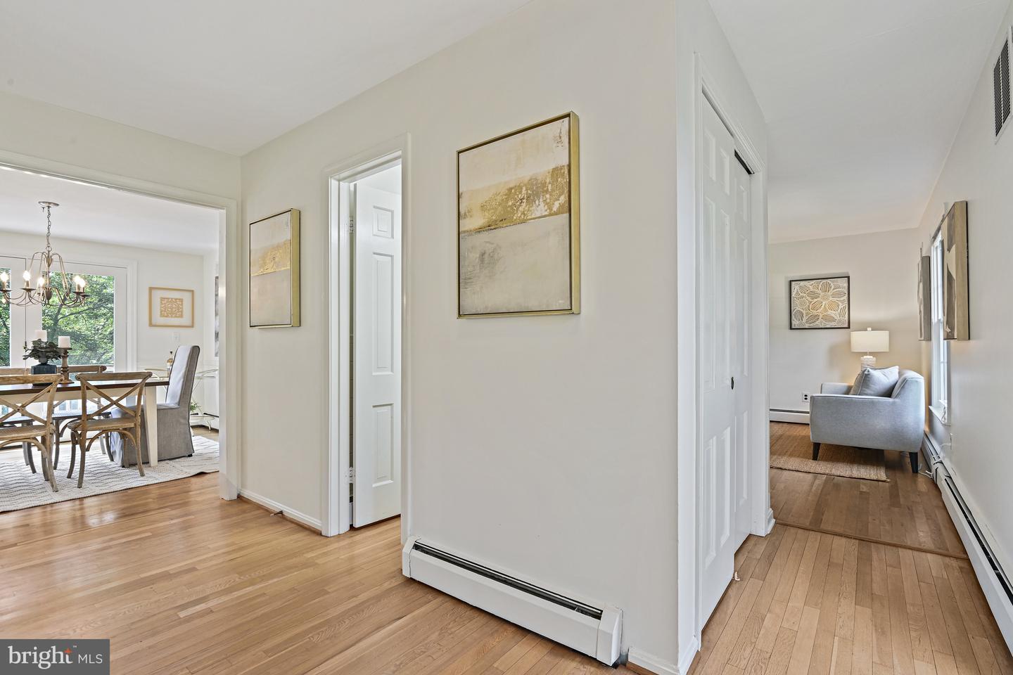 8007 LEWINSVILLE RD, MCLEAN, Virginia 22102, 4 Bedrooms Bedrooms, ,3 BathroomsBathrooms,Residential,For sale,8007 LEWINSVILLE RD,VAFX2259402 MLS # VAFX2259402