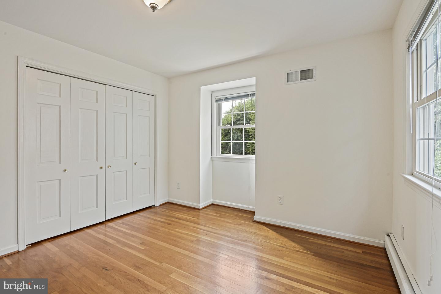 8007 LEWINSVILLE RD, MCLEAN, Virginia 22102, 4 Bedrooms Bedrooms, ,3 BathroomsBathrooms,Residential,For sale,8007 LEWINSVILLE RD,VAFX2259402 MLS # VAFX2259402