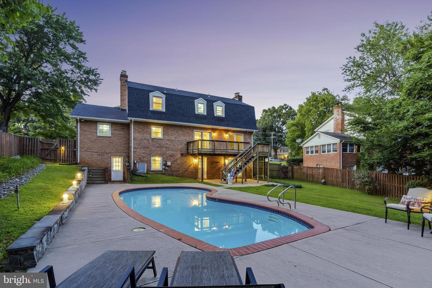 8007 LEWINSVILLE RD, MCLEAN, Virginia 22102, 4 Bedrooms Bedrooms, ,3 BathroomsBathrooms,Residential,For sale,8007 LEWINSVILLE RD,VAFX2259402 MLS # VAFX2259402