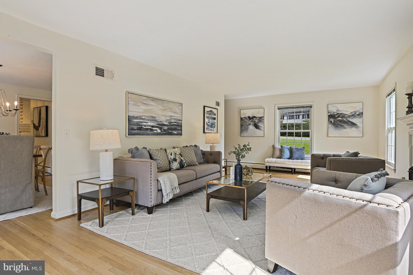 8007 LEWINSVILLE RD, MCLEAN, Virginia 22102, 4 Bedrooms Bedrooms, ,3 BathroomsBathrooms,Residential,For sale,8007 LEWINSVILLE RD,VAFX2259402 MLS # VAFX2259402
