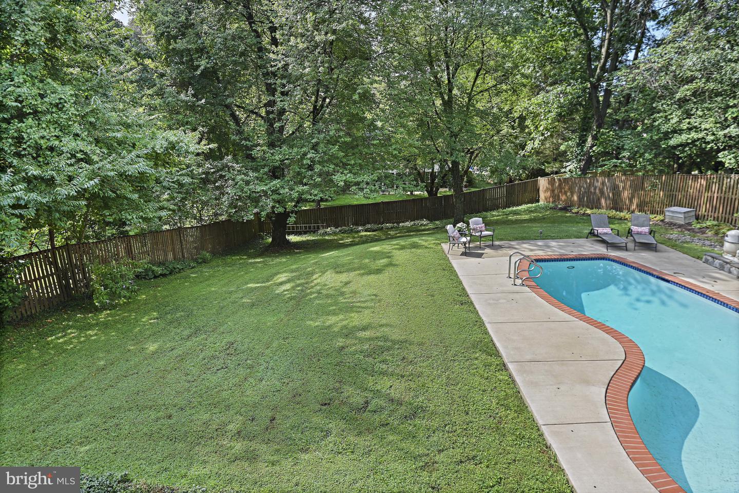 8007 LEWINSVILLE RD, MCLEAN, Virginia 22102, 4 Bedrooms Bedrooms, ,3 BathroomsBathrooms,Residential,For sale,8007 LEWINSVILLE RD,VAFX2259402 MLS # VAFX2259402