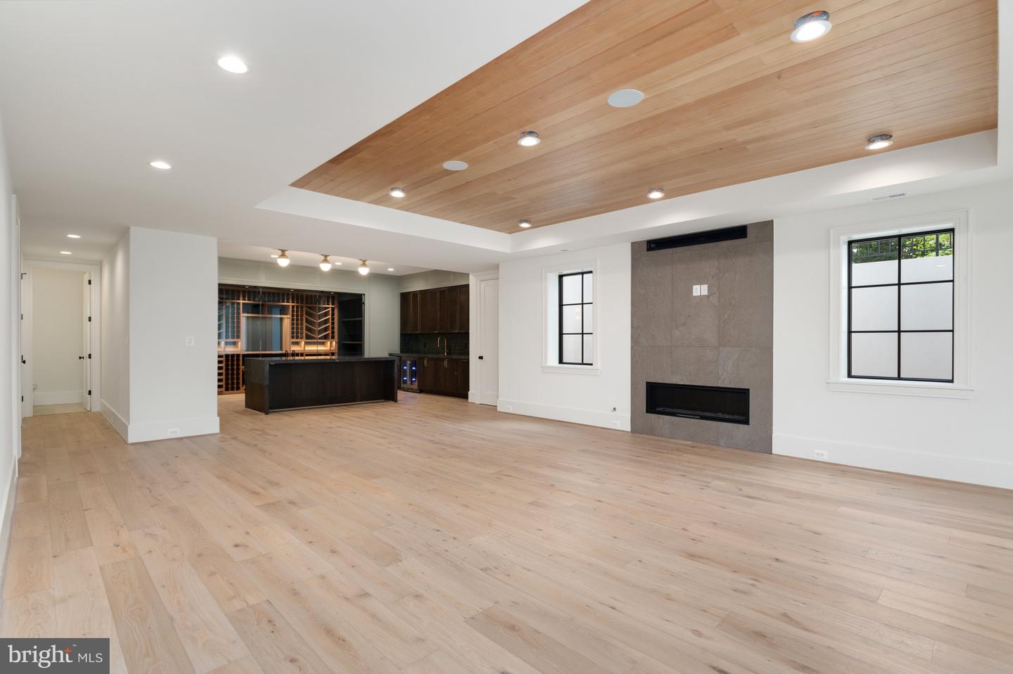 5950 WOODACRE CT, MCLEAN, Virginia 22101, 6 Bedrooms Bedrooms, ,7 BathroomsBathrooms,Residential,For sale,5950 WOODACRE CT,VAFX2259956 MLS # VAFX2259956