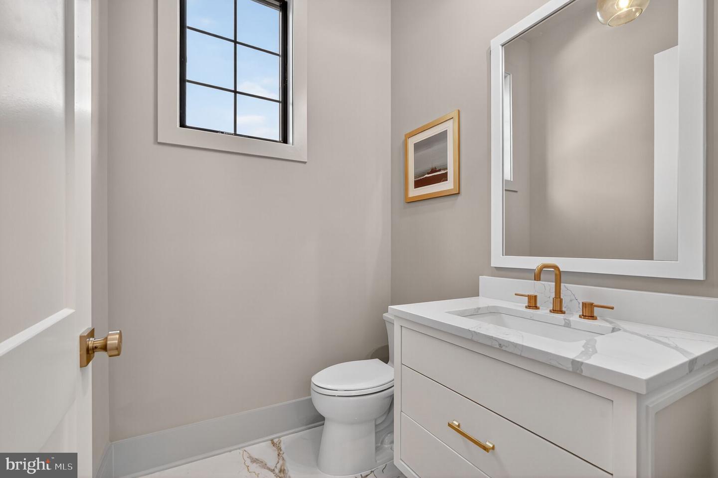 1730 BARBEE ST, MCLEAN, Virginia 22101, 6 Bedrooms Bedrooms, ,5 BathroomsBathrooms,Residential,For sale,1730 BARBEE ST,VAFX2259852 MLS # VAFX2259852