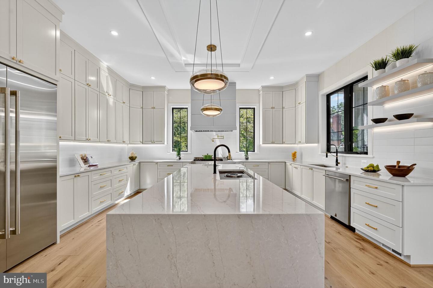 1730 BARBEE ST, MCLEAN, Virginia 22101, 6 Bedrooms Bedrooms, ,5 BathroomsBathrooms,Residential,For sale,1730 BARBEE ST,VAFX2259852 MLS # VAFX2259852