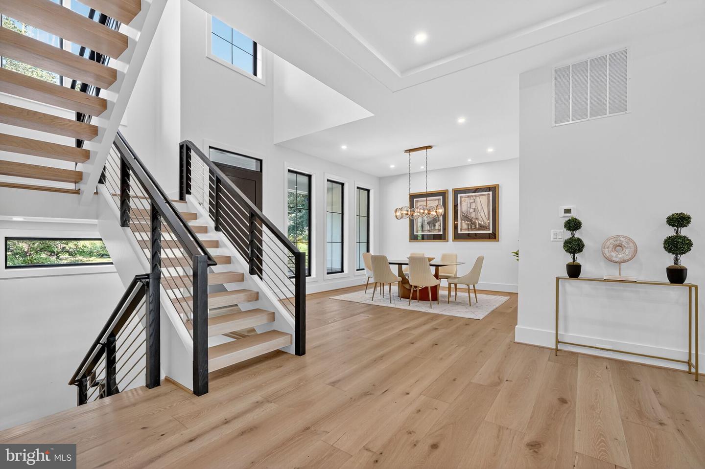 1730 BARBEE ST, MCLEAN, Virginia 22101, 6 Bedrooms Bedrooms, ,5 BathroomsBathrooms,Residential,For sale,1730 BARBEE ST,VAFX2259852 MLS # VAFX2259852