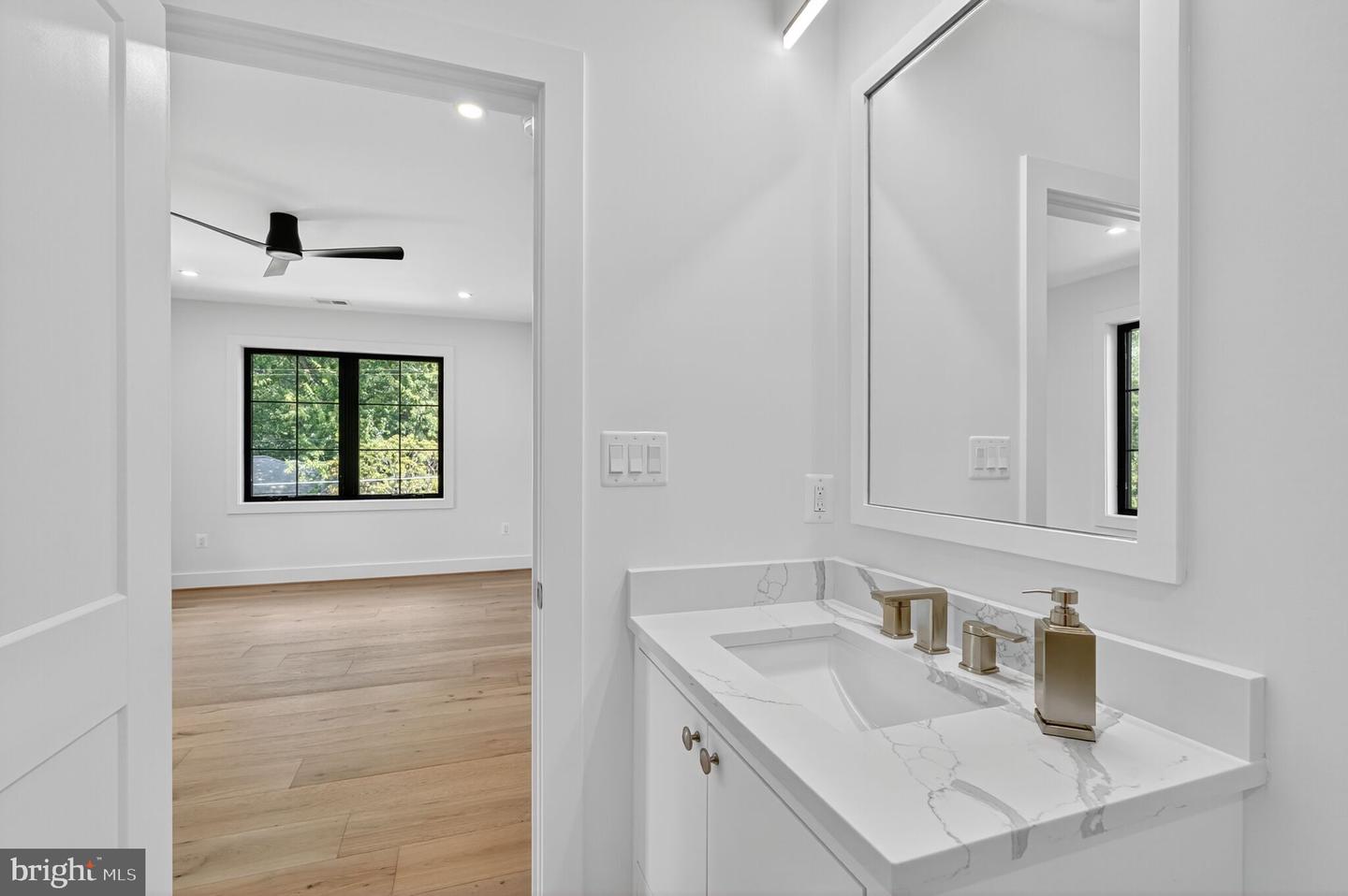 1730 BARBEE ST, MCLEAN, Virginia 22101, 6 Bedrooms Bedrooms, ,5 BathroomsBathrooms,Residential,For sale,1730 BARBEE ST,VAFX2259852 MLS # VAFX2259852
