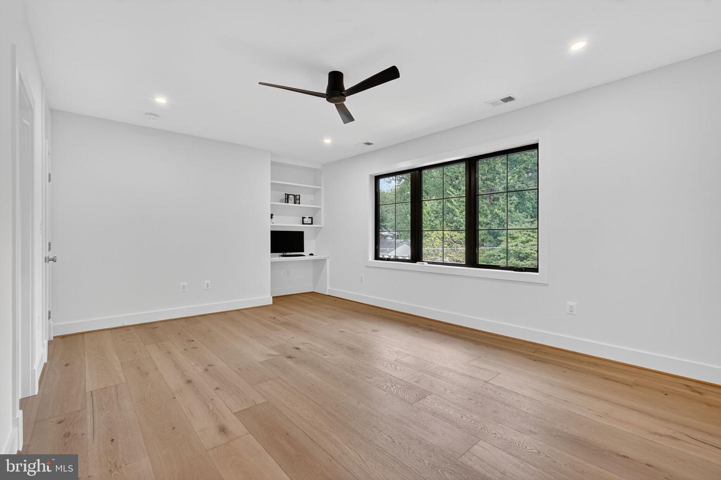 1730 BARBEE ST, MCLEAN, Virginia 22101, 6 Bedrooms Bedrooms, ,5 BathroomsBathrooms,Residential,For sale,1730 BARBEE ST,VAFX2259852 MLS # VAFX2259852