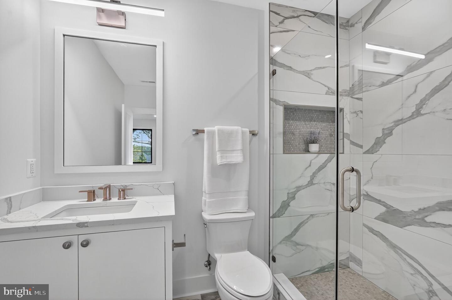 1730 BARBEE ST, MCLEAN, Virginia 22101, 6 Bedrooms Bedrooms, ,5 BathroomsBathrooms,Residential,For sale,1730 BARBEE ST,VAFX2259852 MLS # VAFX2259852