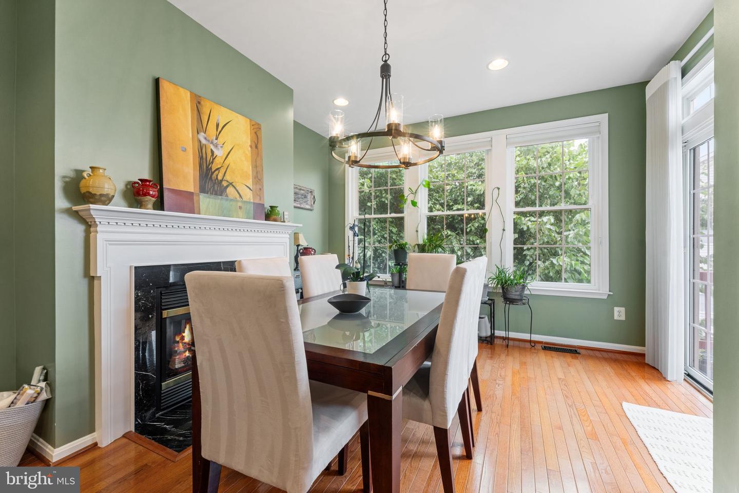 1504 SHIELDS TER NE, LEESBURG, Virginia 20176, 3 Bedrooms Bedrooms, ,2 BathroomsBathrooms,Residential,For sale,1504 SHIELDS TER NE,VALO2104194 MLS # VALO2104194