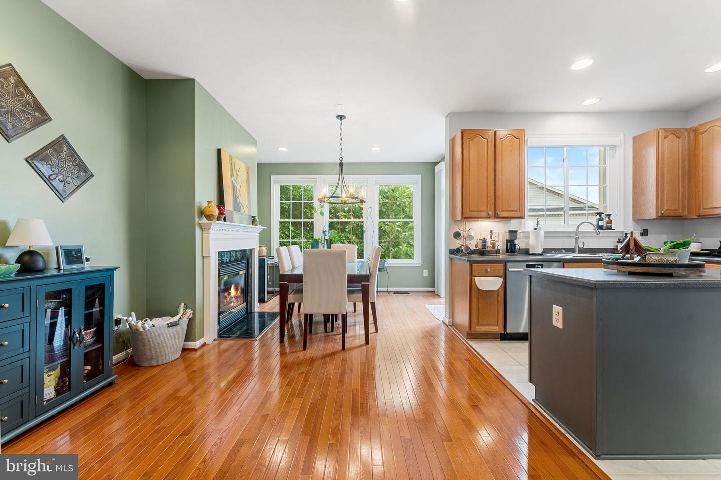 1504 SHIELDS TER NE, LEESBURG, Virginia 20176, 3 Bedrooms Bedrooms, ,2 BathroomsBathrooms,Residential,For sale,1504 SHIELDS TER NE,VALO2104194 MLS # VALO2104194