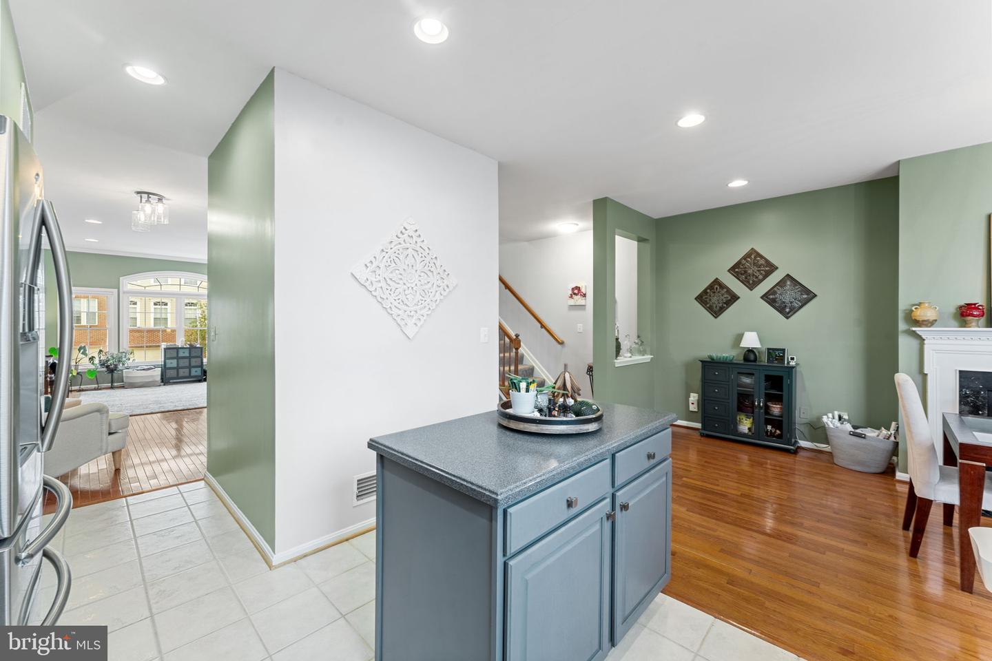 1504 SHIELDS TER NE, LEESBURG, Virginia 20176, 3 Bedrooms Bedrooms, ,2 BathroomsBathrooms,Residential,For sale,1504 SHIELDS TER NE,VALO2104194 MLS # VALO2104194