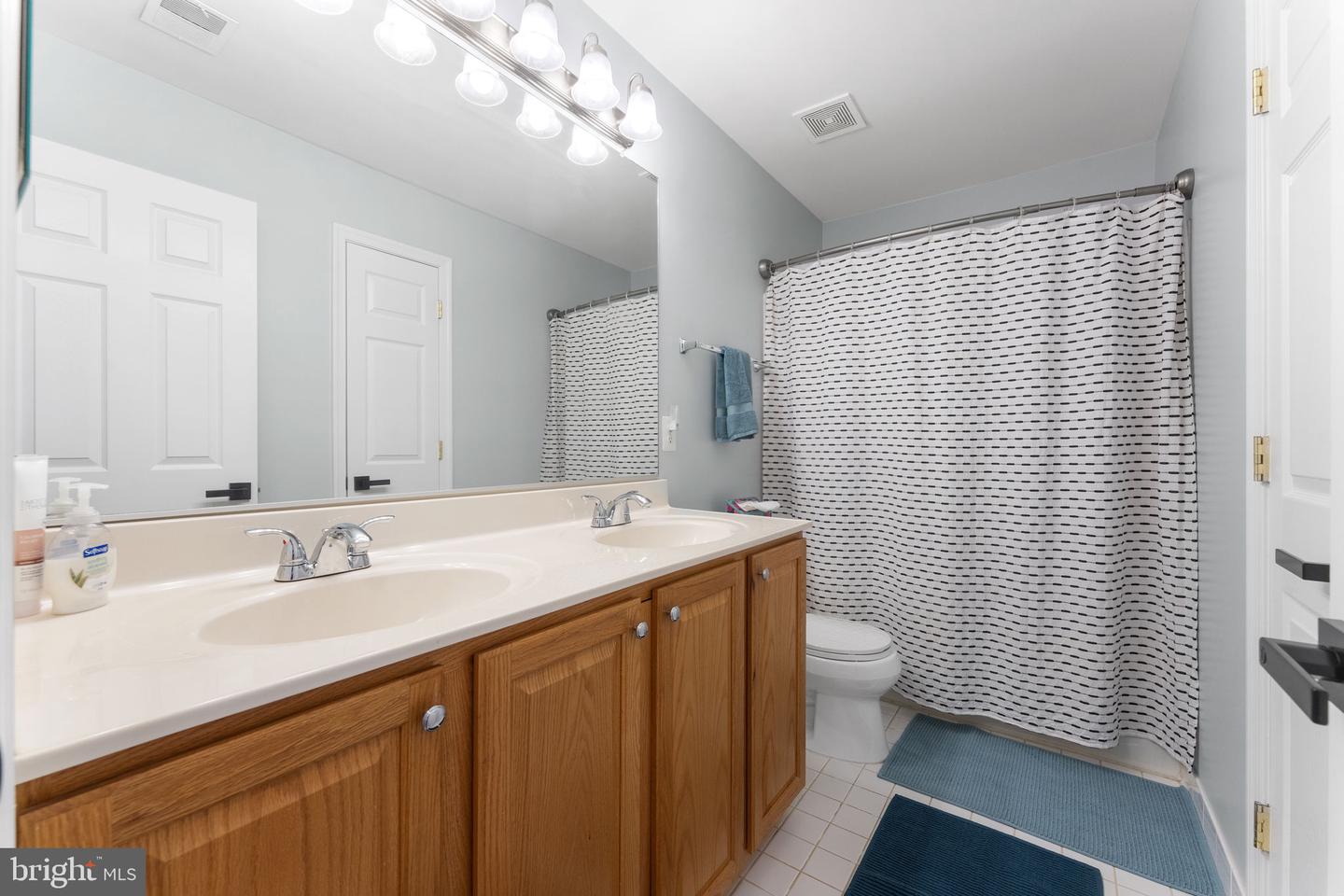 1504 SHIELDS TER NE, LEESBURG, Virginia 20176, 3 Bedrooms Bedrooms, ,2 BathroomsBathrooms,Residential,For sale,1504 SHIELDS TER NE,VALO2104194 MLS # VALO2104194