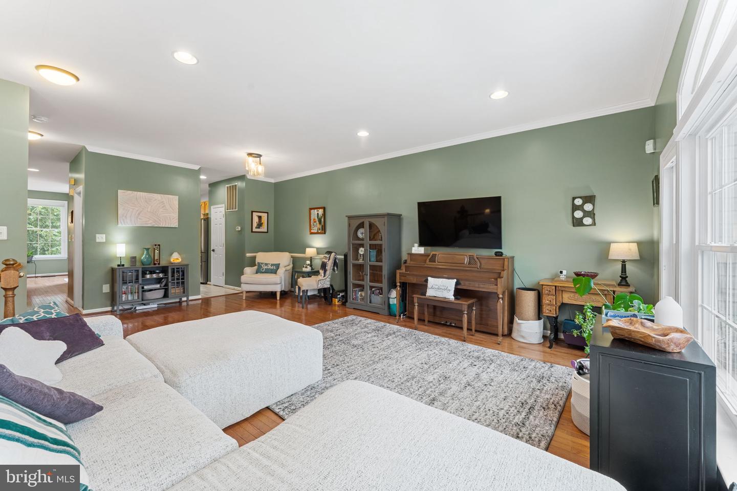 1504 SHIELDS TER NE, LEESBURG, Virginia 20176, 3 Bedrooms Bedrooms, ,2 BathroomsBathrooms,Residential,For sale,1504 SHIELDS TER NE,VALO2104194 MLS # VALO2104194