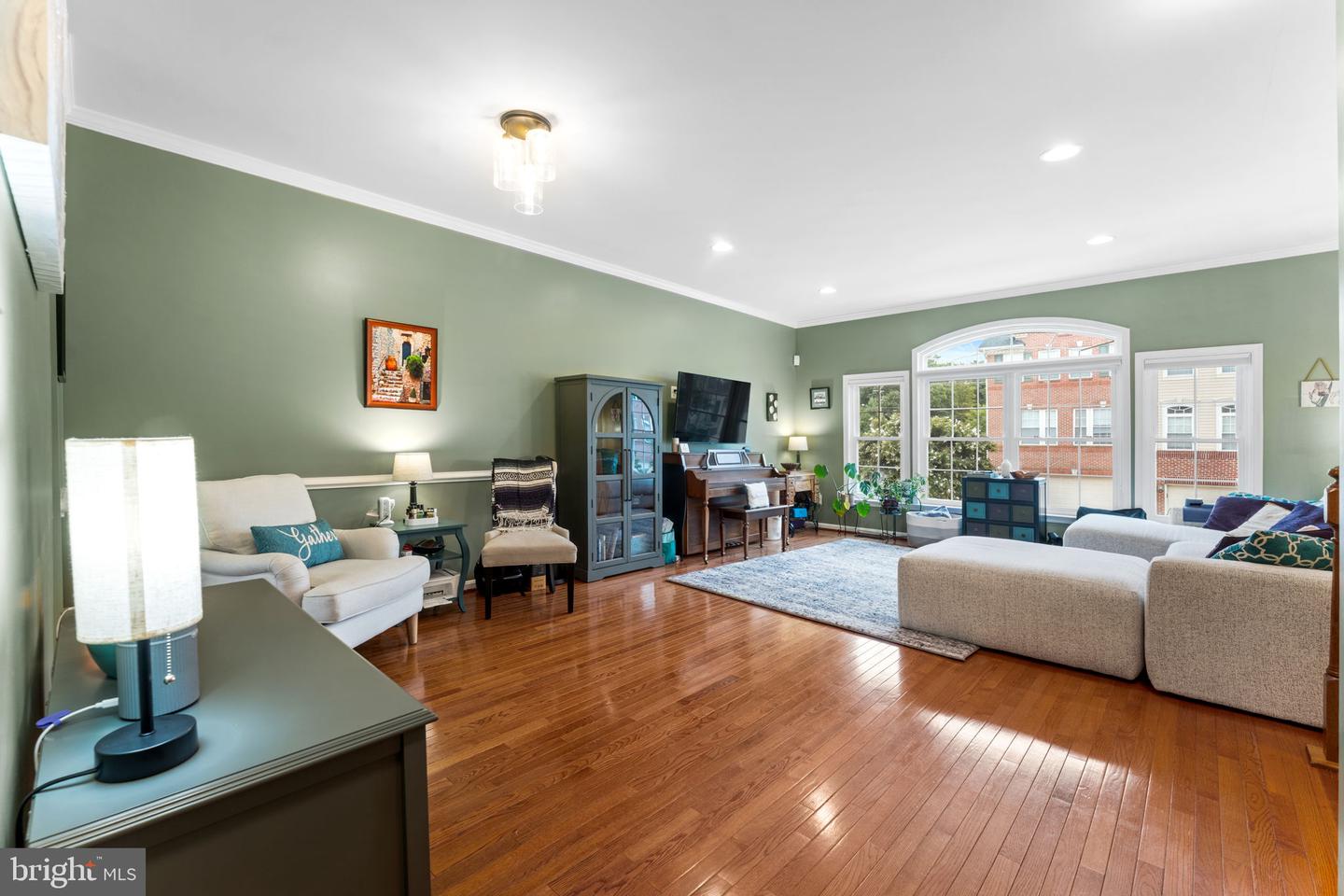 1504 SHIELDS TER NE, LEESBURG, Virginia 20176, 3 Bedrooms Bedrooms, ,2 BathroomsBathrooms,Residential,For sale,1504 SHIELDS TER NE,VALO2104194 MLS # VALO2104194