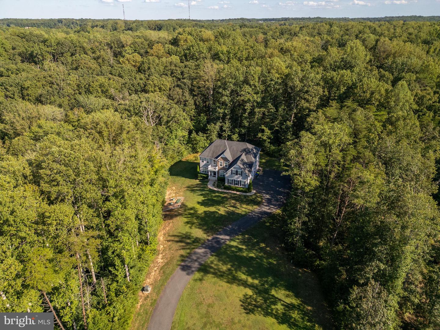 155 TYSON CT, FREDERICKSBURG, Virginia 22406, 5 Bedrooms Bedrooms, ,4 BathroomsBathrooms,Residential,For sale,155 TYSON CT,VAST2041712 MLS # VAST2041712