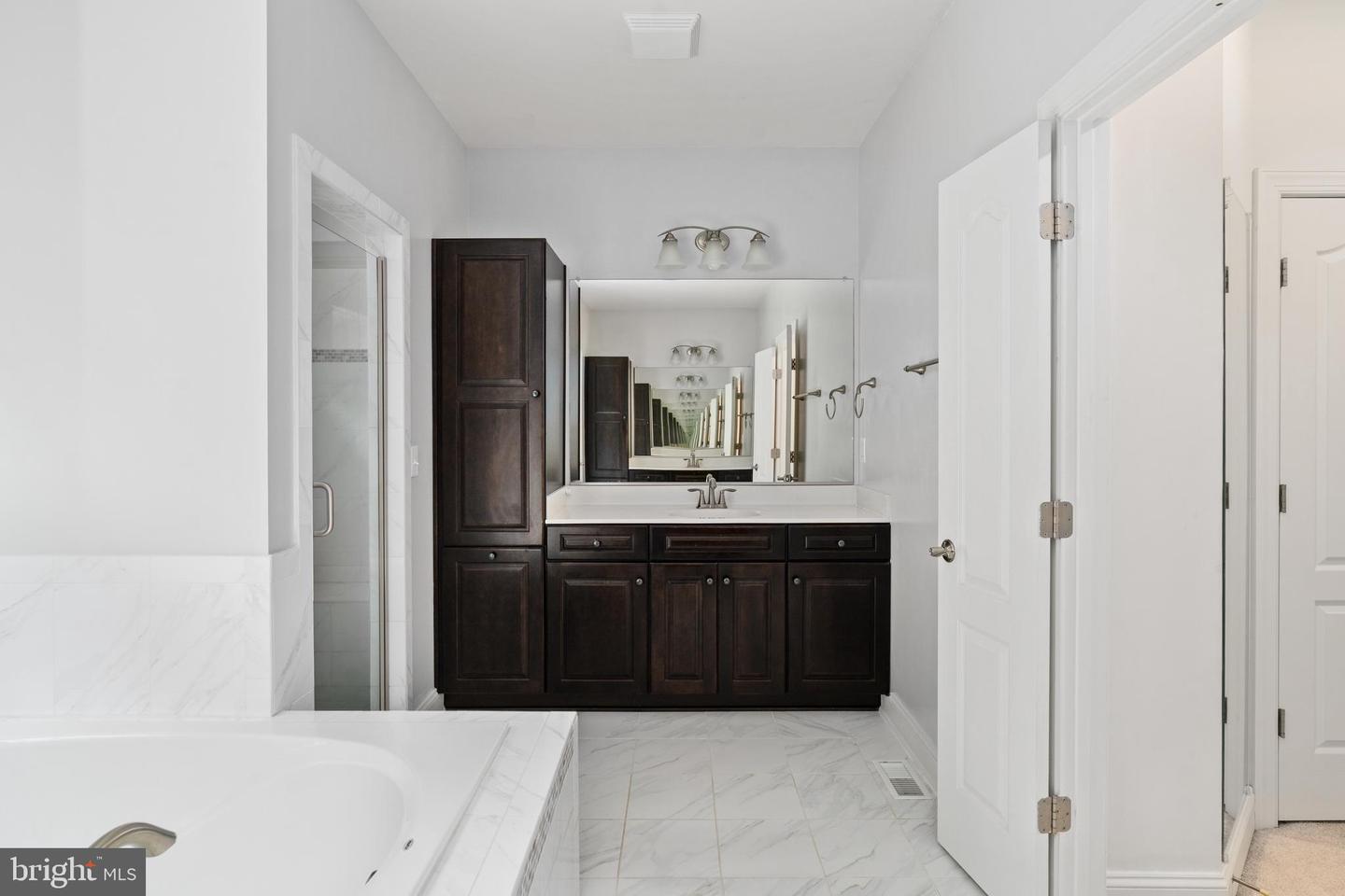 155 TYSON CT, FREDERICKSBURG, Virginia 22406, 5 Bedrooms Bedrooms, ,4 BathroomsBathrooms,Residential,For sale,155 TYSON CT,VAST2041712 MLS # VAST2041712