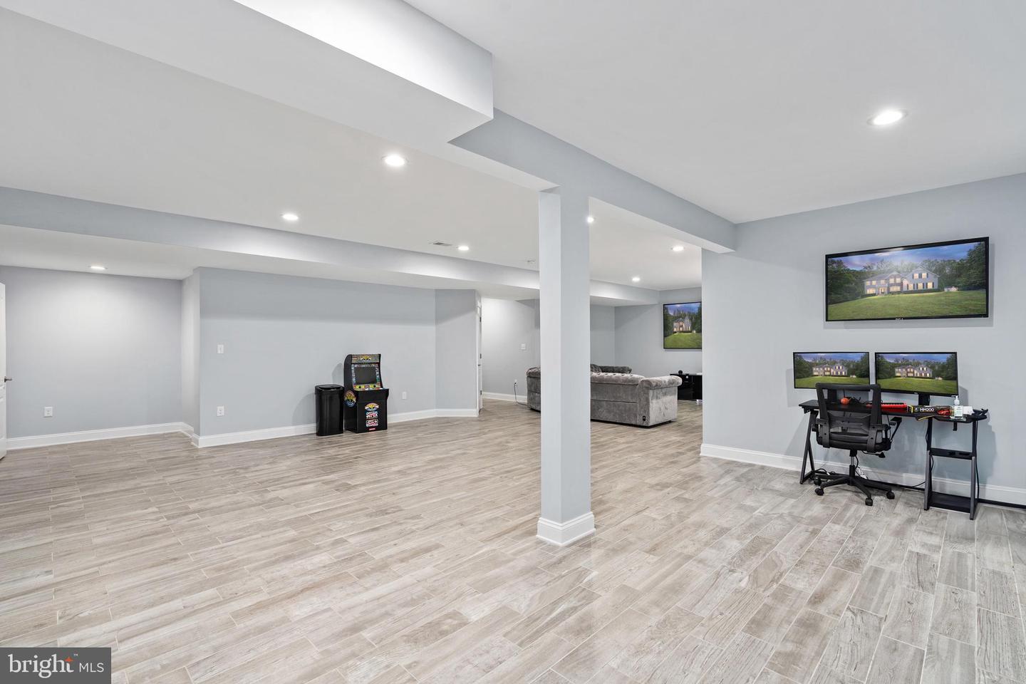 155 TYSON CT, FREDERICKSBURG, Virginia 22406, 5 Bedrooms Bedrooms, ,4 BathroomsBathrooms,Residential,For sale,155 TYSON CT,VAST2041712 MLS # VAST2041712