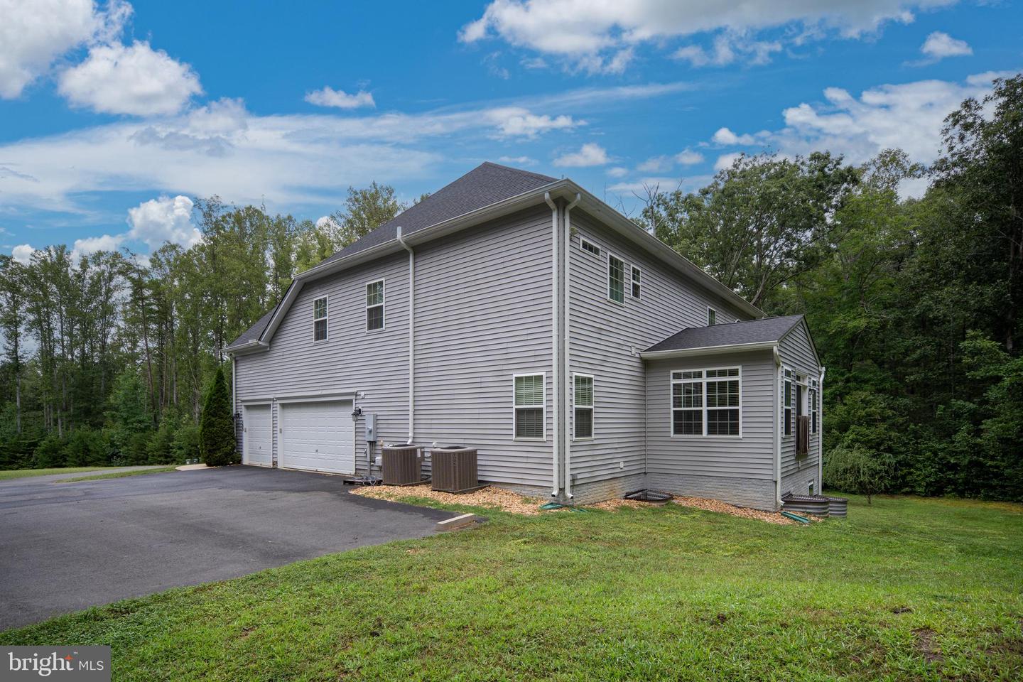 155 TYSON CT, FREDERICKSBURG, Virginia 22406, 5 Bedrooms Bedrooms, ,4 BathroomsBathrooms,Residential,For sale,155 TYSON CT,VAST2041712 MLS # VAST2041712