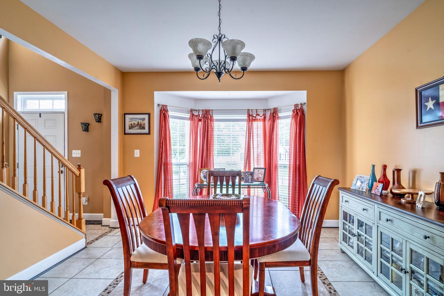 7002 ZENITH CT, FREDERICKSBURG, Virginia 22407, 4 Bedrooms Bedrooms, 8 Rooms Rooms,3 BathroomsBathrooms,Residential,For sale,7002 ZENITH CT,VASP2035420 MLS # VASP2035420