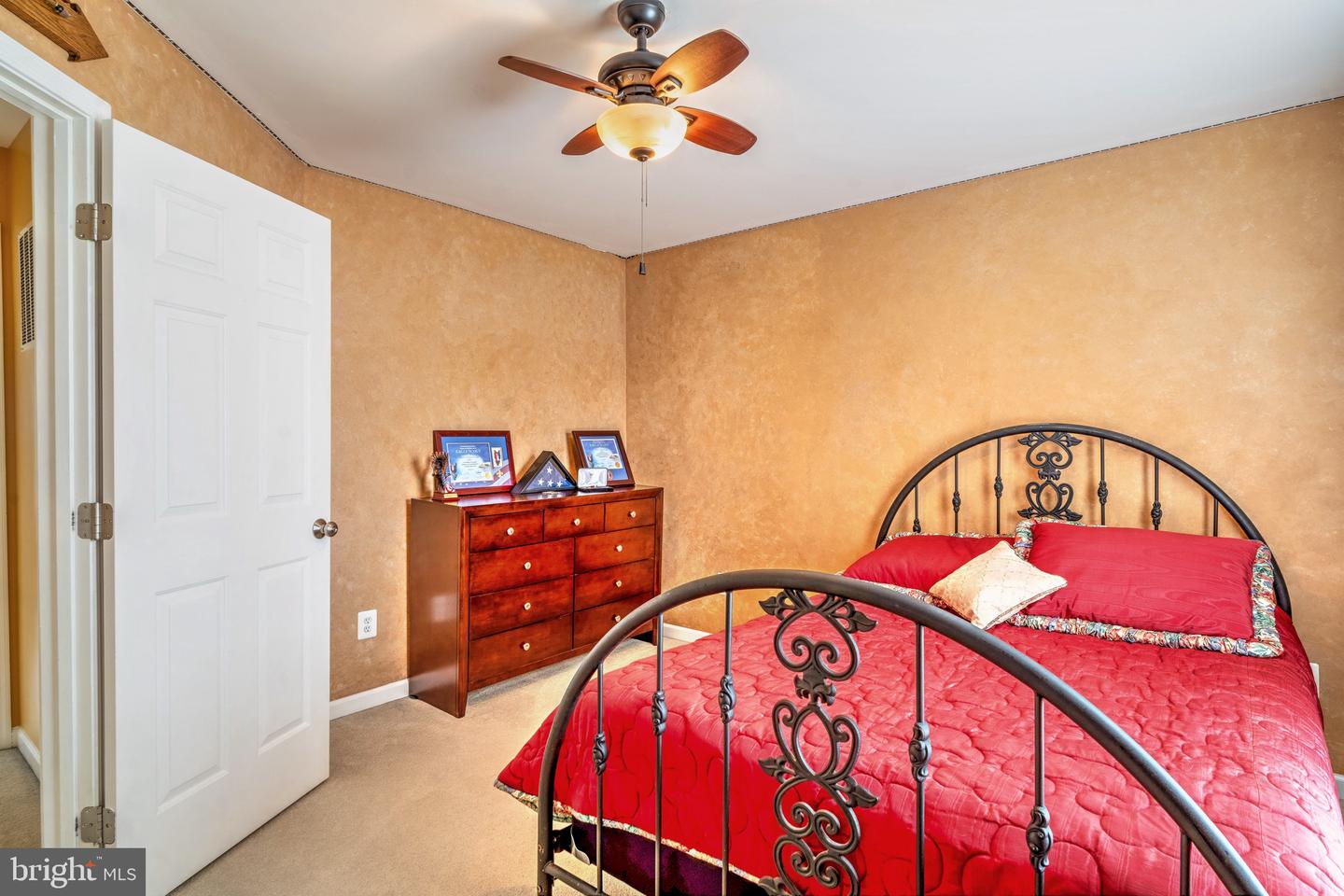 7002 ZENITH CT, FREDERICKSBURG, Virginia 22407, 4 Bedrooms Bedrooms, 8 Rooms Rooms,3 BathroomsBathrooms,Residential,For sale,7002 ZENITH CT,VASP2035420 MLS # VASP2035420