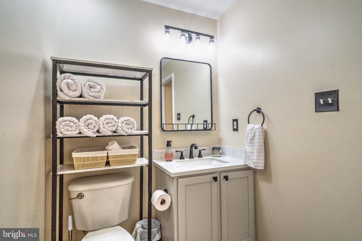 7002 ZENITH CT, FREDERICKSBURG, Virginia 22407, 4 Bedrooms Bedrooms, 8 Rooms Rooms,3 BathroomsBathrooms,Residential,For sale,7002 ZENITH CT,VASP2035420 MLS # VASP2035420