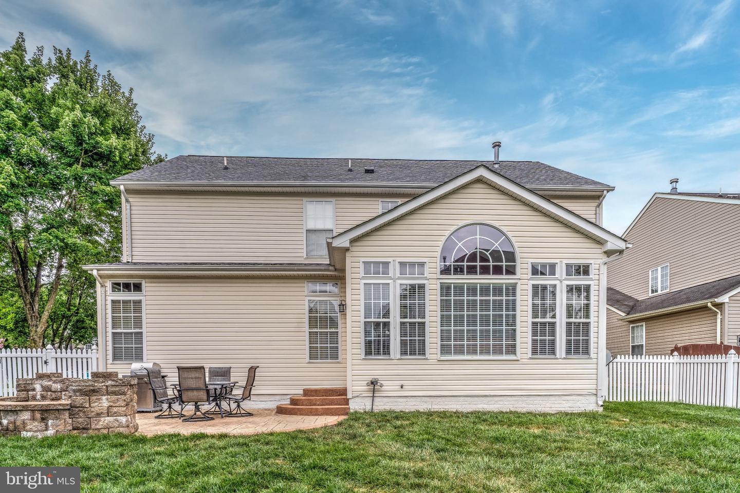 7002 ZENITH CT, FREDERICKSBURG, Virginia 22407, 4 Bedrooms Bedrooms, 8 Rooms Rooms,3 BathroomsBathrooms,Residential,For sale,7002 ZENITH CT,VASP2035420 MLS # VASP2035420