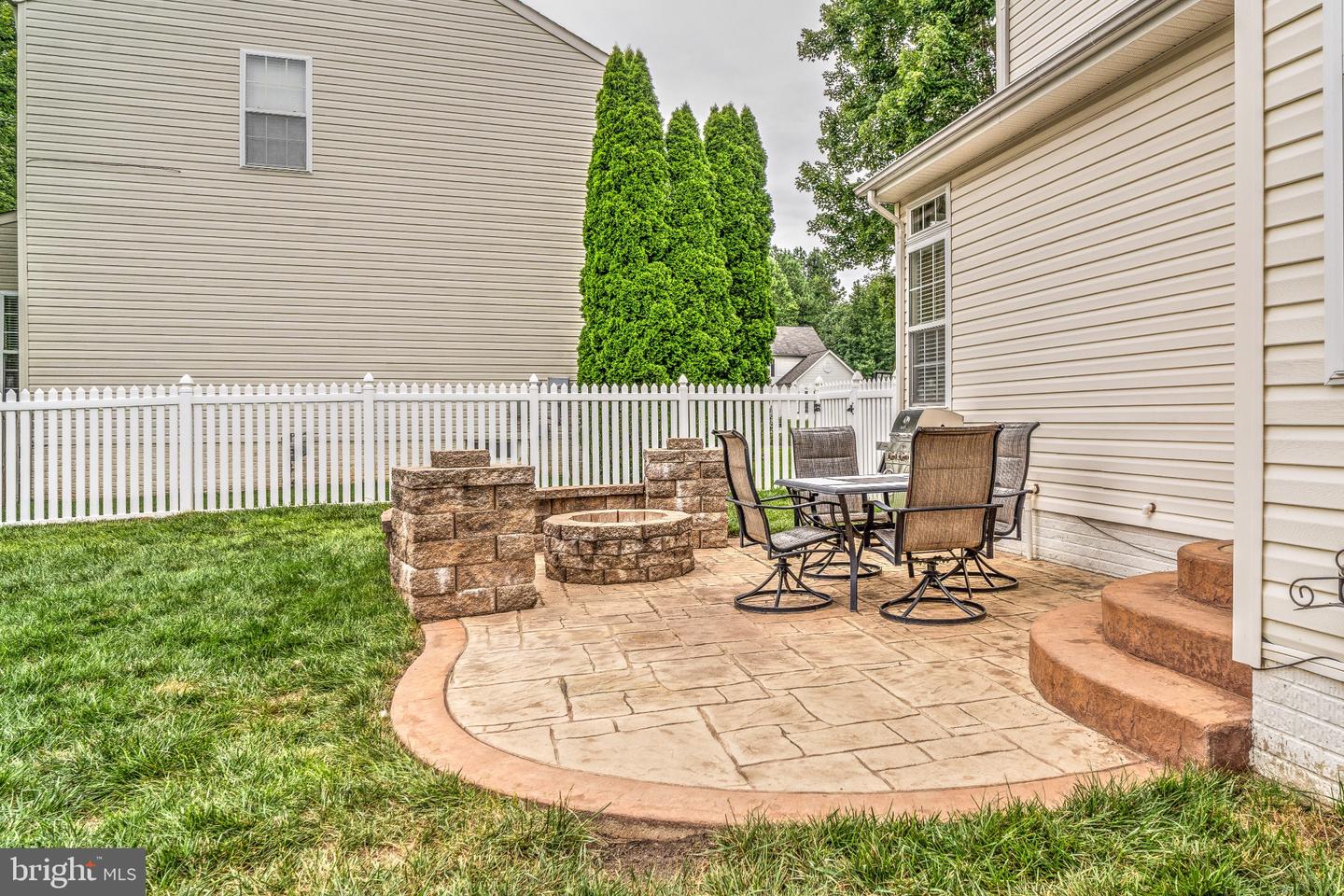7002 ZENITH CT, FREDERICKSBURG, Virginia 22407, 4 Bedrooms Bedrooms, 8 Rooms Rooms,3 BathroomsBathrooms,Residential,For sale,7002 ZENITH CT,VASP2035420 MLS # VASP2035420