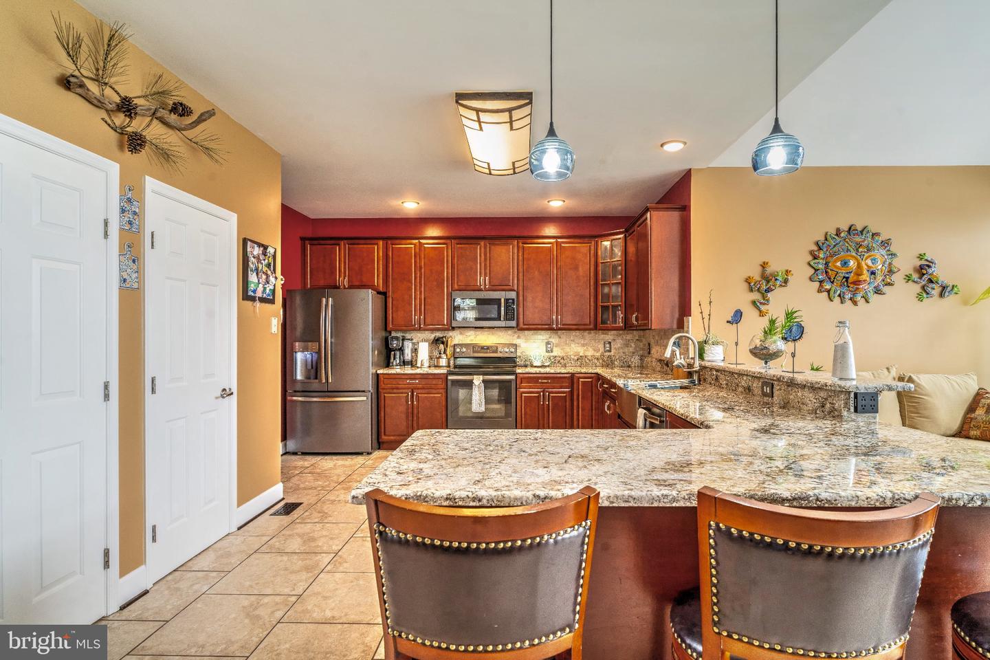 7002 ZENITH CT, FREDERICKSBURG, Virginia 22407, 4 Bedrooms Bedrooms, 8 Rooms Rooms,3 BathroomsBathrooms,Residential,For sale,7002 ZENITH CT,VASP2035420 MLS # VASP2035420