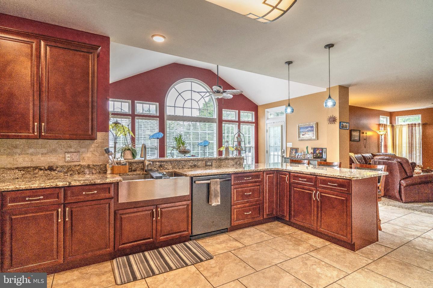 7002 ZENITH CT, FREDERICKSBURG, Virginia 22407, 4 Bedrooms Bedrooms, 8 Rooms Rooms,3 BathroomsBathrooms,Residential,For sale,7002 ZENITH CT,VASP2035420 MLS # VASP2035420