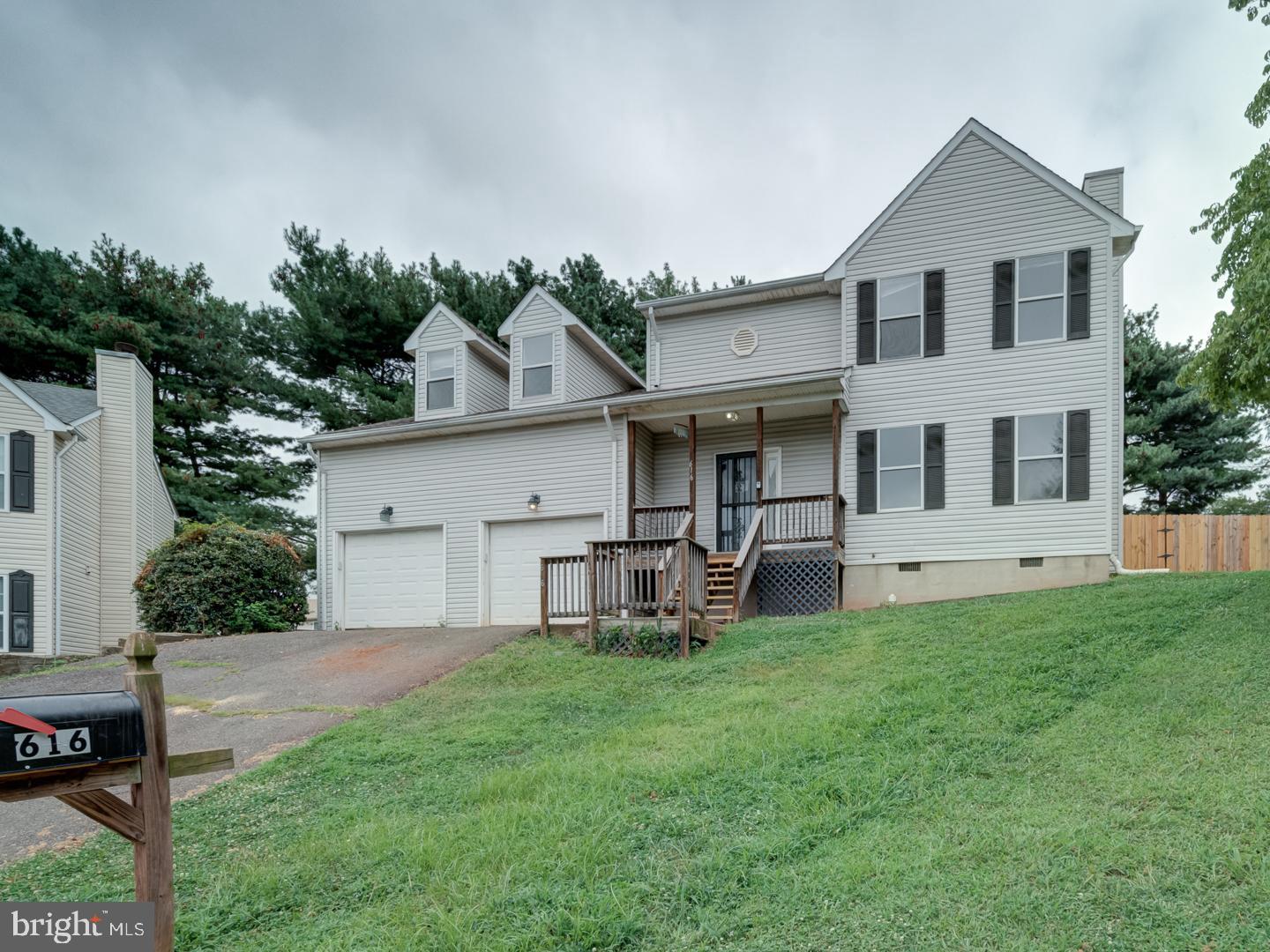 616 LONETREE, CULPEPER, Virginia 22701, 4 Bedrooms Bedrooms, ,2 BathroomsBathrooms,Residential,For sale,616 LONETREE,VACU2011298 MLS # VACU2011298