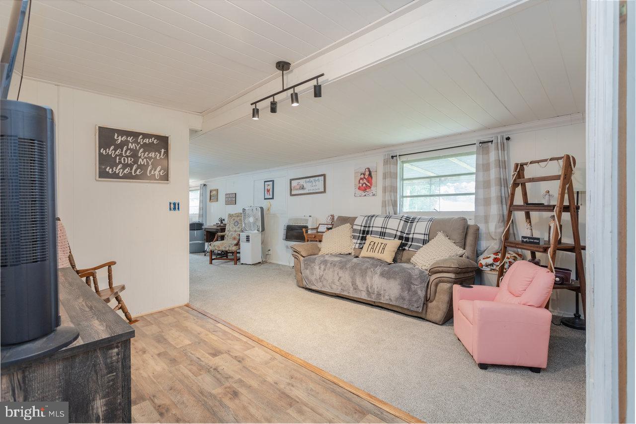411 FOURTH ST, LURAY, Virginia 22835, 3 Bedrooms Bedrooms, ,1 BathroomBathrooms,Residential,For sale,411 FOURTH ST,VAPA2005268 MLS # VAPA2005268