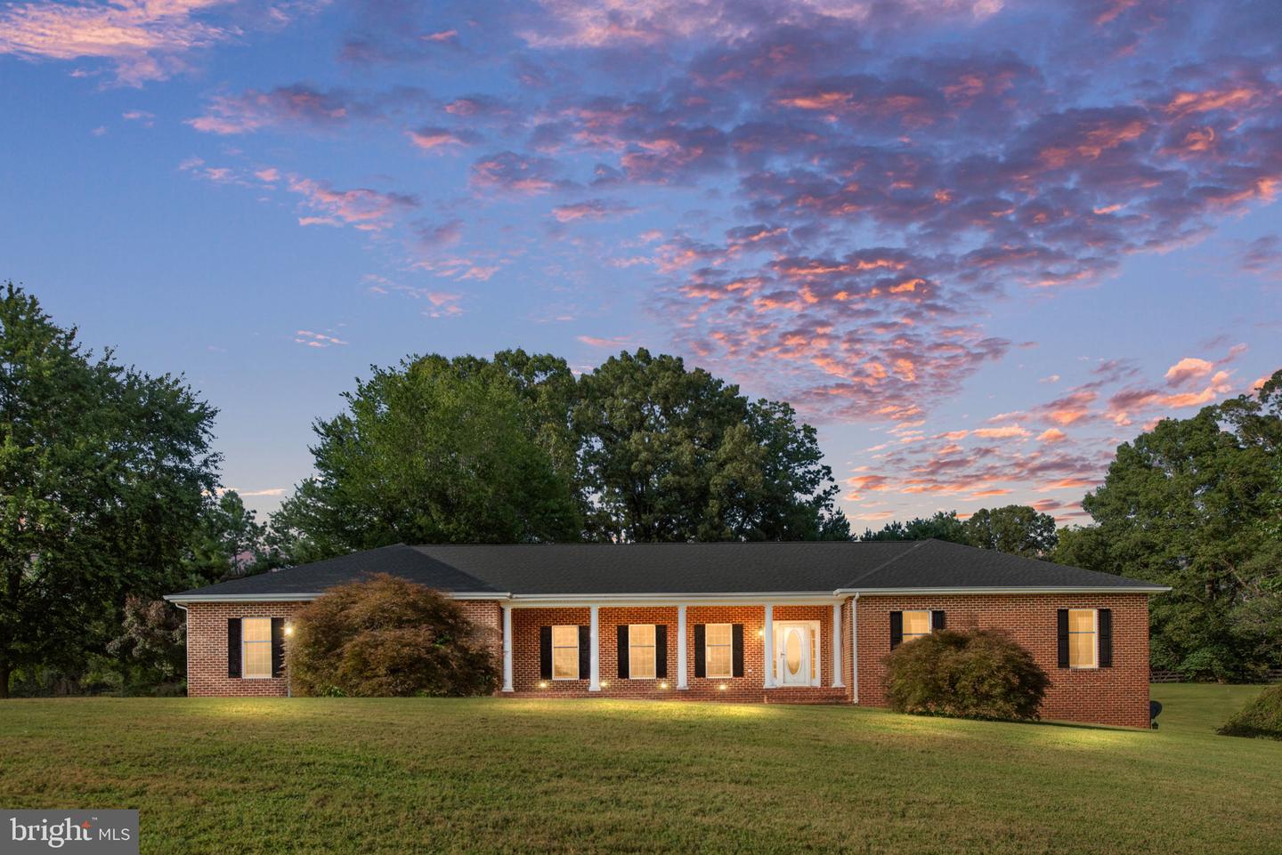 9124 GREEN RD, WARRENTON, Virginia 20187, 5 Bedrooms Bedrooms, ,5 BathroomsBathrooms,Residential,For sale,9124 GREEN RD,VAFQ2017936 MLS # VAFQ2017936