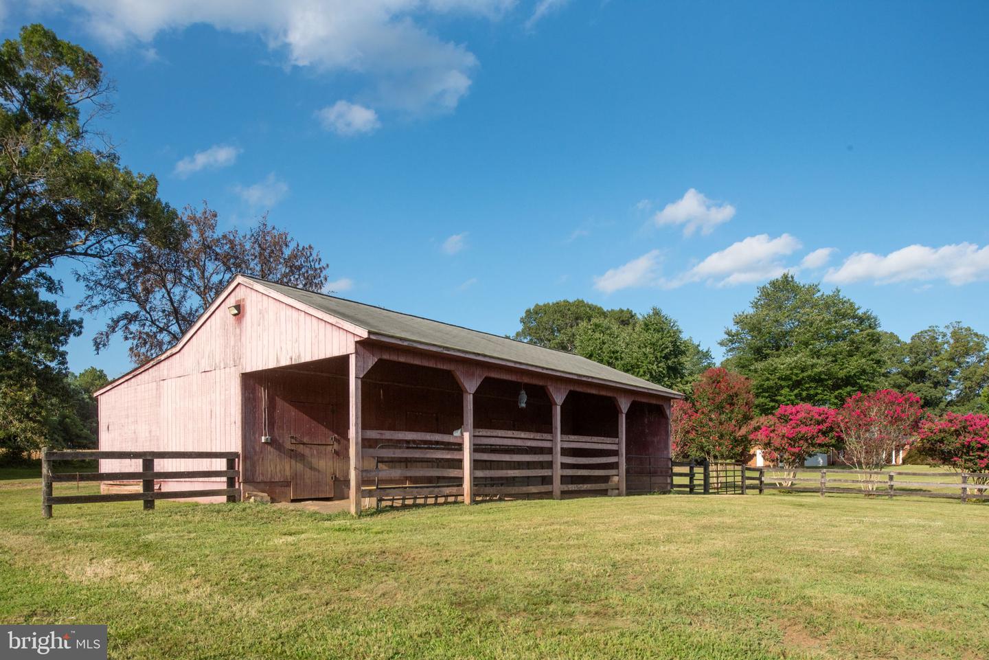 9124 GREEN RD, WARRENTON, Virginia 20187, 5 Bedrooms Bedrooms, ,5 BathroomsBathrooms,Residential,For sale,9124 GREEN RD,VAFQ2017936 MLS # VAFQ2017936