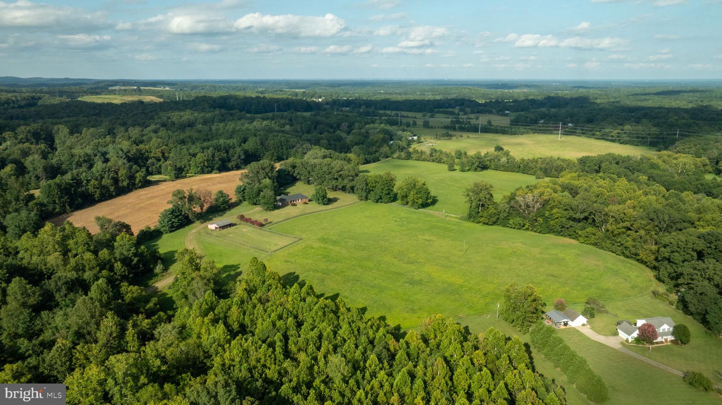 9124 GREEN RD, WARRENTON, Virginia 20187, 5 Bedrooms Bedrooms, ,5 BathroomsBathrooms,Residential,For sale,9124 GREEN RD,VAFQ2017936 MLS # VAFQ2017936