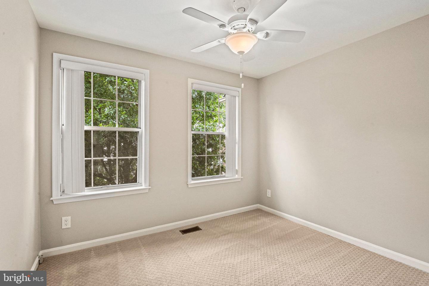 47630 SANDBANK SQ, STERLING, Virginia 20165, 3 Bedrooms Bedrooms, ,3 BathroomsBathrooms,Residential,For sale,47630 SANDBANK SQ,VALO2104462 MLS # VALO2104462