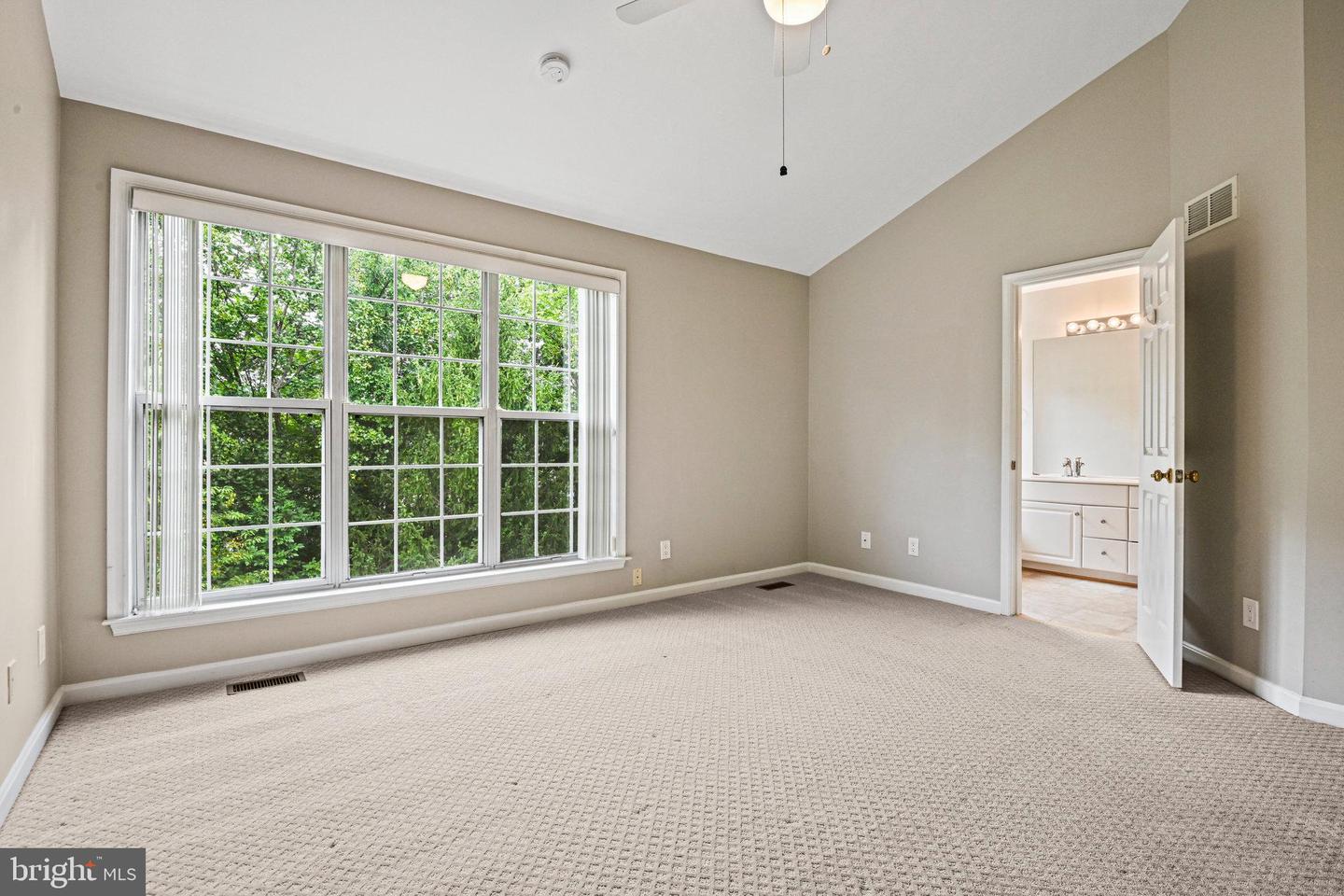47630 SANDBANK SQ, STERLING, Virginia 20165, 3 Bedrooms Bedrooms, ,3 BathroomsBathrooms,Residential,For sale,47630 SANDBANK SQ,VALO2104462 MLS # VALO2104462