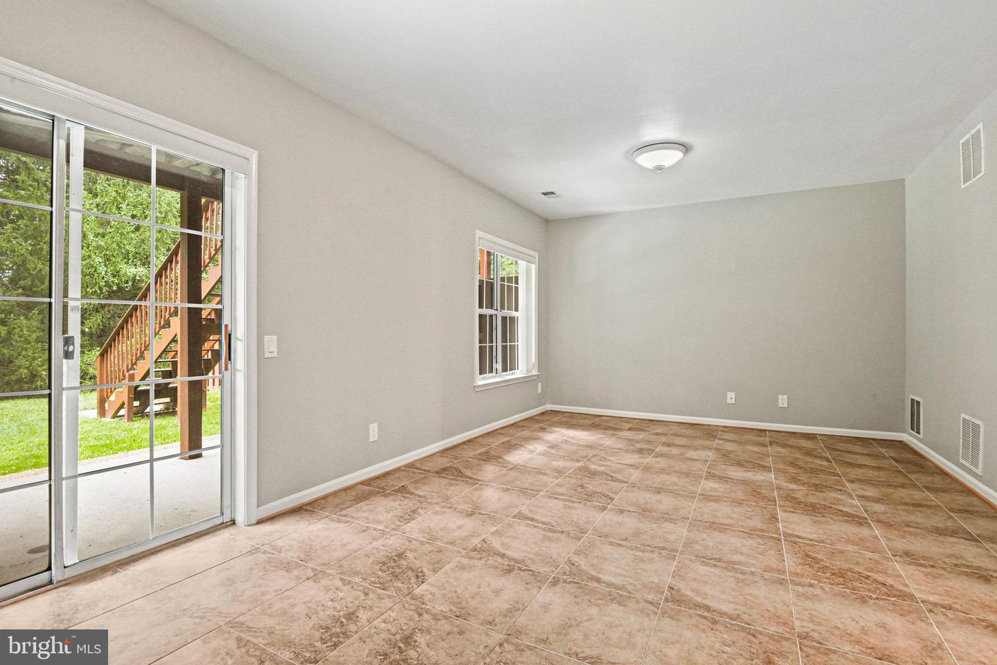 47630 SANDBANK SQ, STERLING, Virginia 20165, 3 Bedrooms Bedrooms, ,3 BathroomsBathrooms,Residential,For sale,47630 SANDBANK SQ,VALO2104462 MLS # VALO2104462