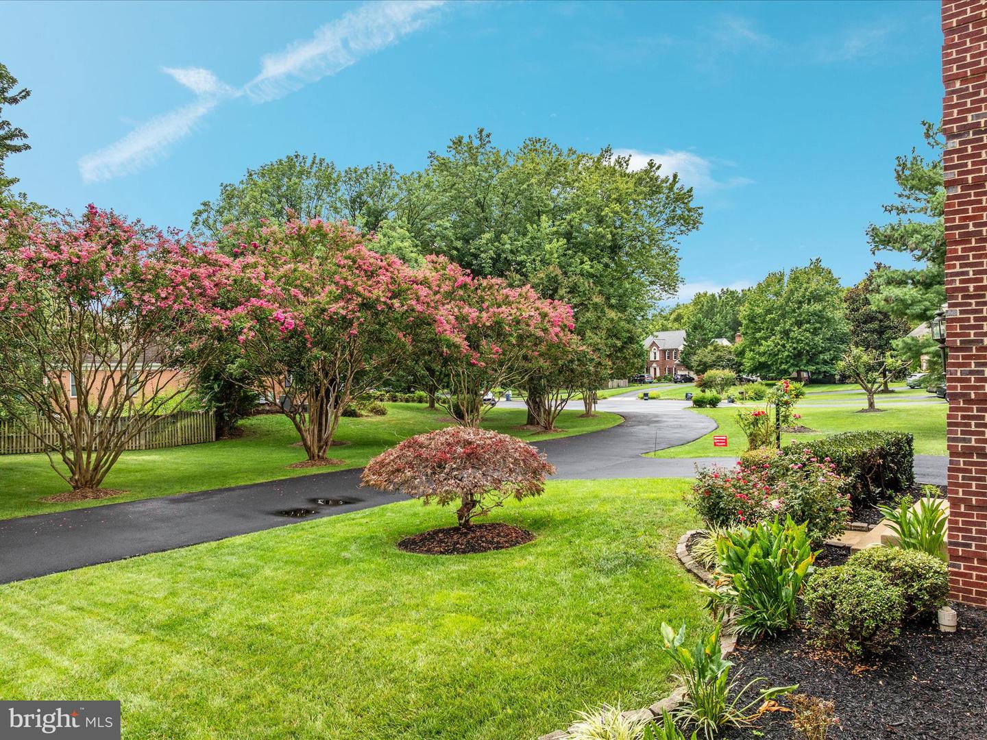 4706 WALNEY KNOLL CT, CHANTILLY, Virginia 20151, 4 Bedrooms Bedrooms, ,2 BathroomsBathrooms,Residential,For sale,4706 WALNEY KNOLL CT,VAFX2261000 MLS # VAFX2261000