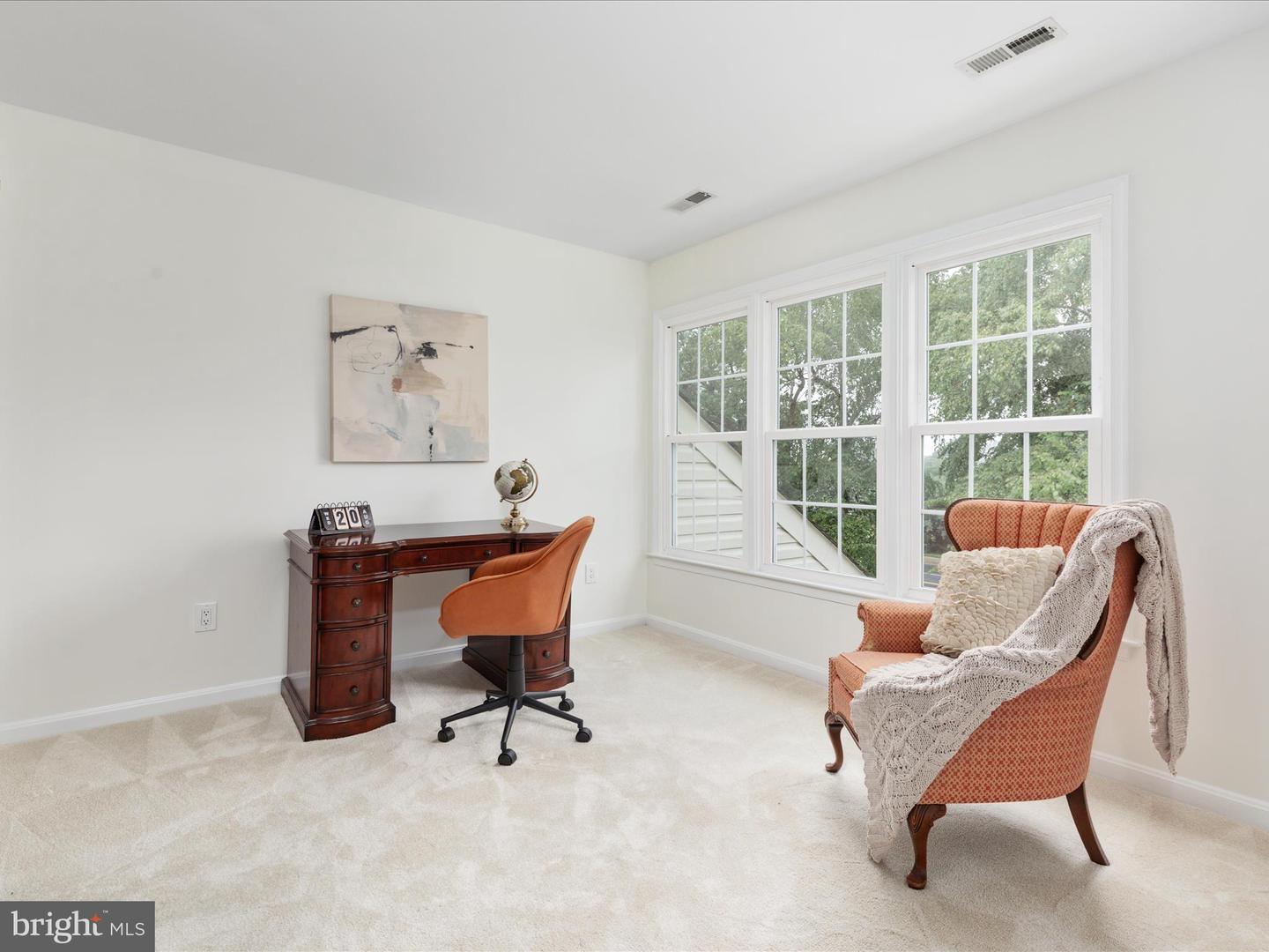 4706 WALNEY KNOLL CT, CHANTILLY, Virginia 20151, 4 Bedrooms Bedrooms, ,2 BathroomsBathrooms,Residential,For sale,4706 WALNEY KNOLL CT,VAFX2261000 MLS # VAFX2261000