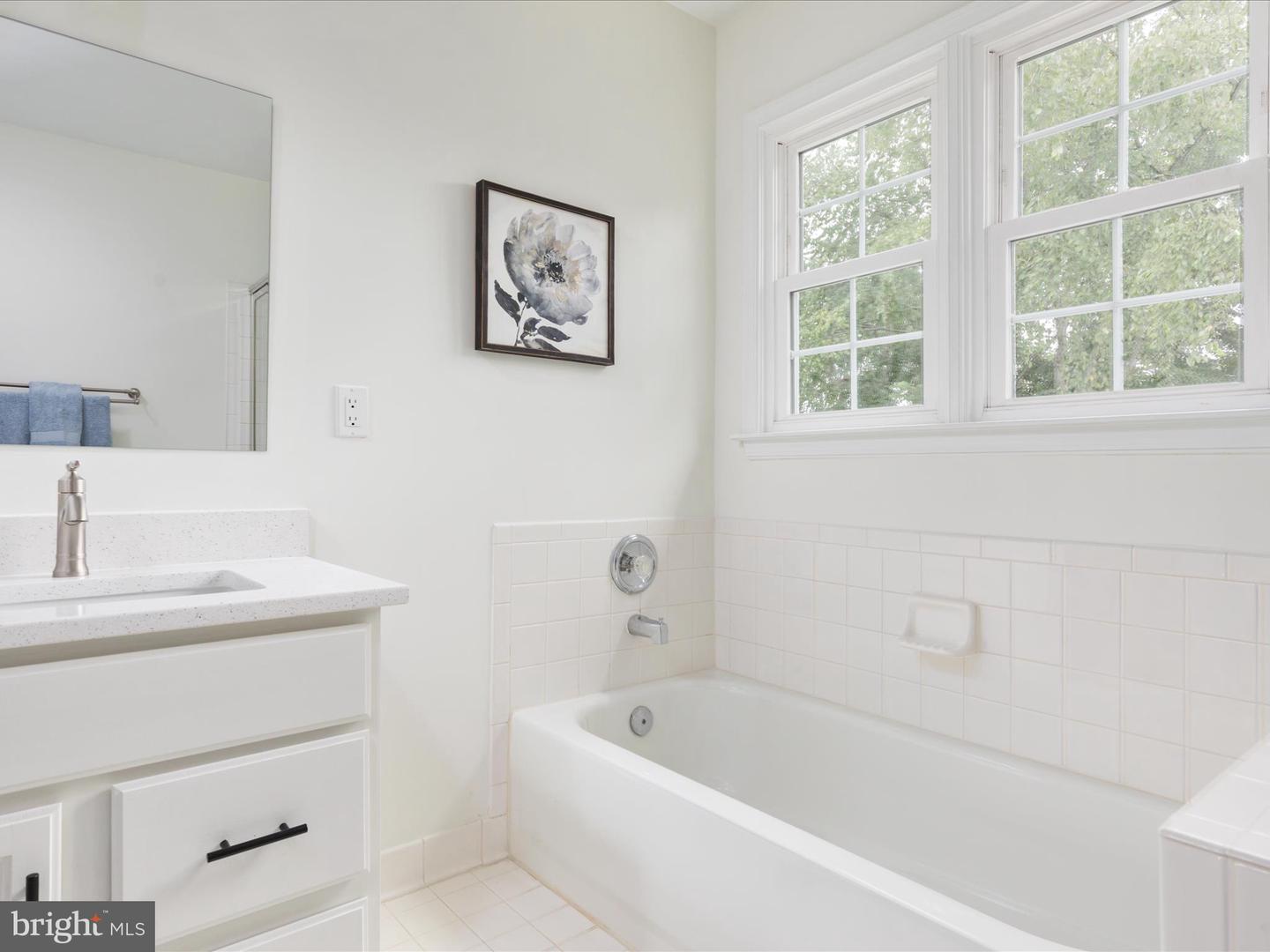 4706 WALNEY KNOLL CT, CHANTILLY, Virginia 20151, 4 Bedrooms Bedrooms, ,2 BathroomsBathrooms,Residential,For sale,4706 WALNEY KNOLL CT,VAFX2261000 MLS # VAFX2261000