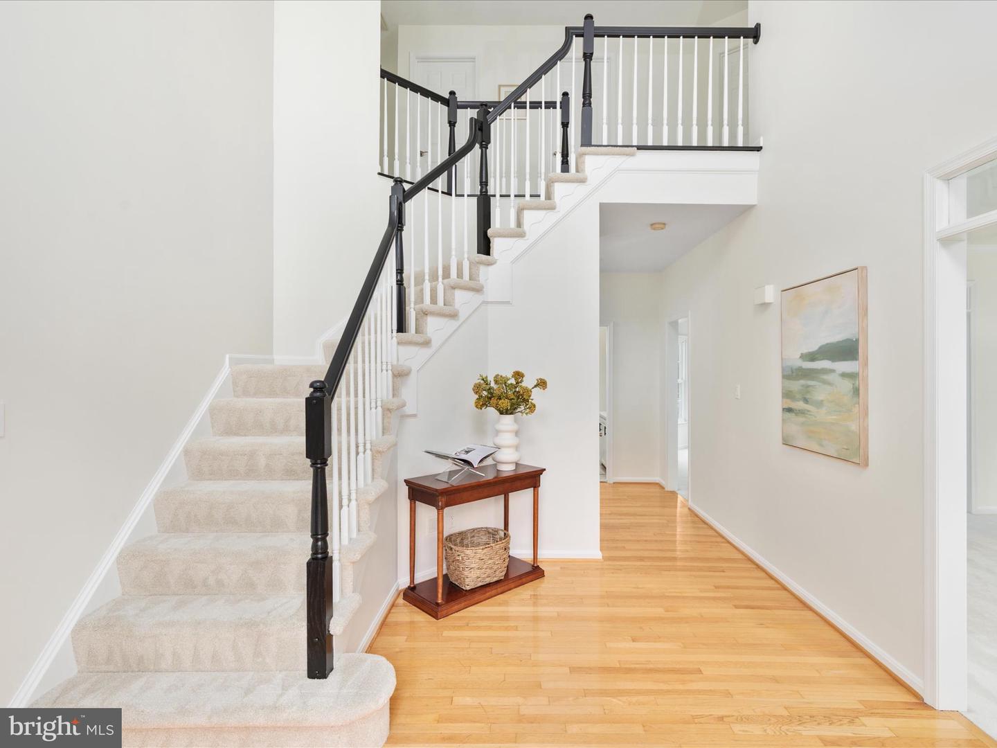 4706 WALNEY KNOLL CT, CHANTILLY, Virginia 20151, 4 Bedrooms Bedrooms, ,2 BathroomsBathrooms,Residential,For sale,4706 WALNEY KNOLL CT,VAFX2261000 MLS # VAFX2261000